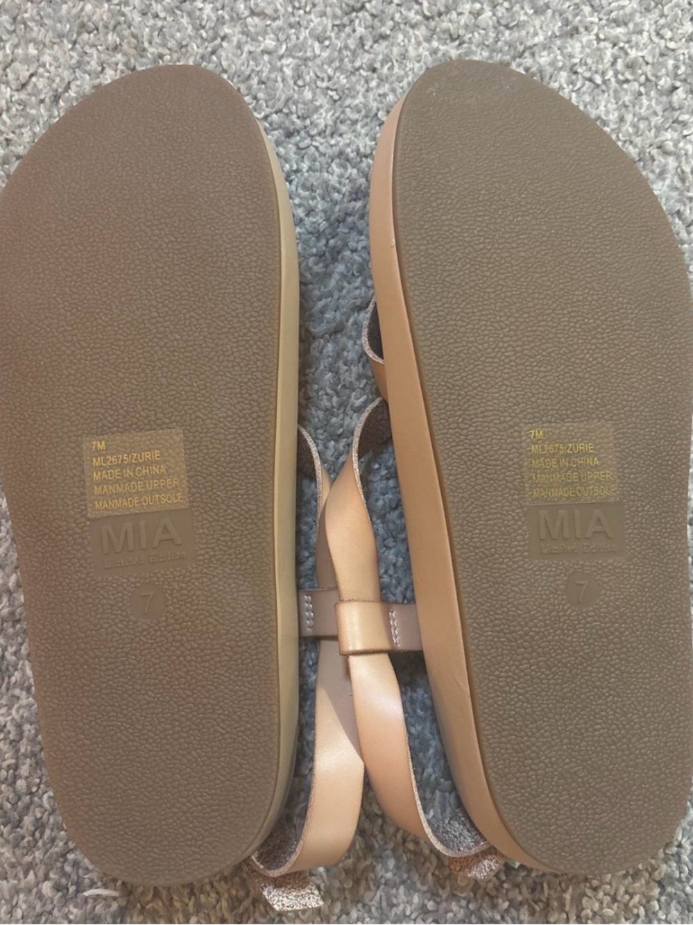 MIA Women's Nude Tan Crisscross Strappy Sandals with Metallic Back - Picture 3 of 3
